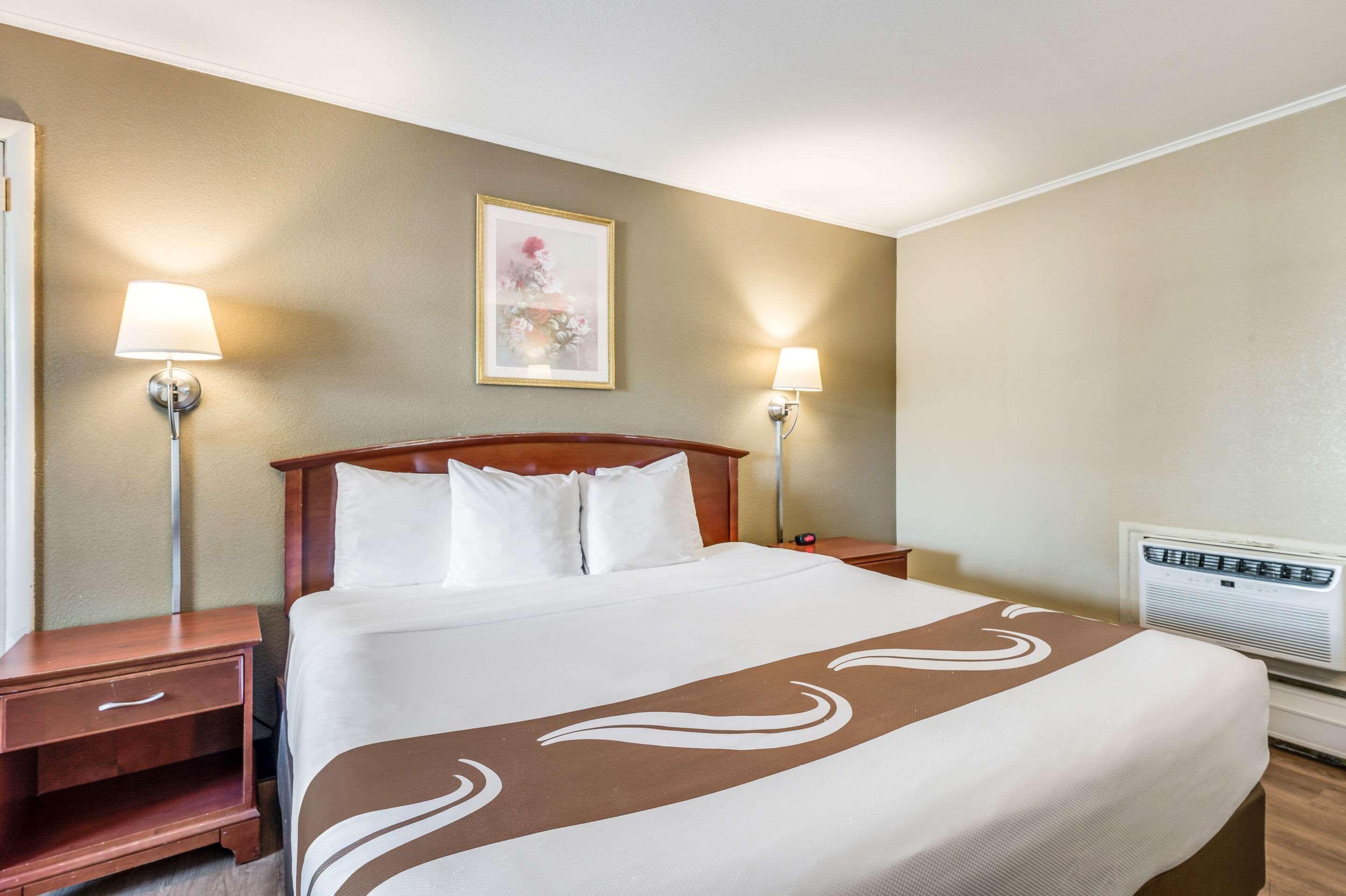 Quality Inn بكبسي المظهر الخارجي الصورة