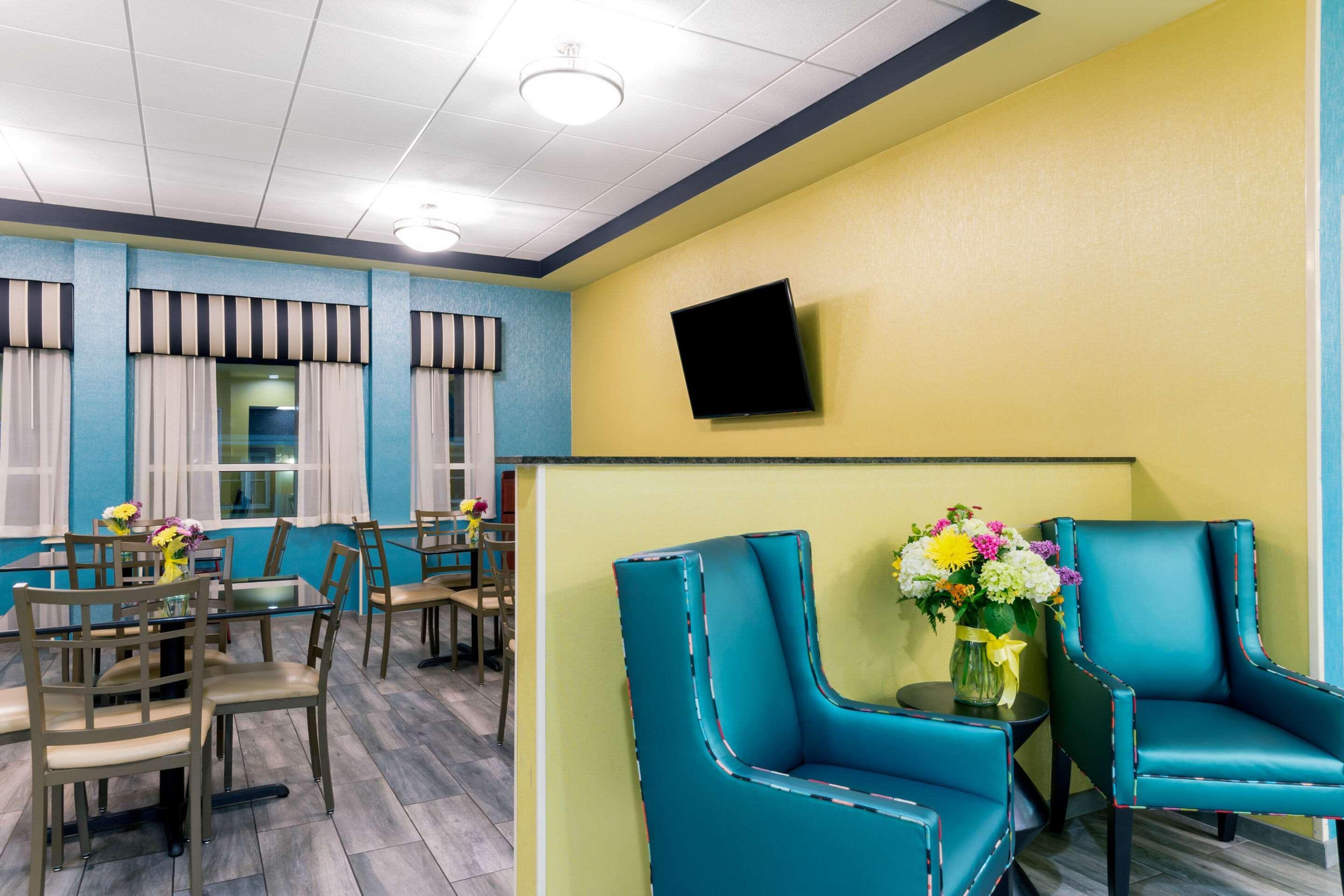 Quality Inn بكبسي المظهر الخارجي الصورة