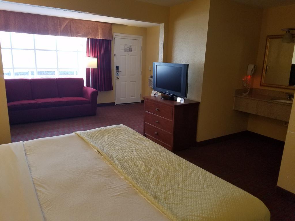 Quality Inn بكبسي المظهر الخارجي الصورة