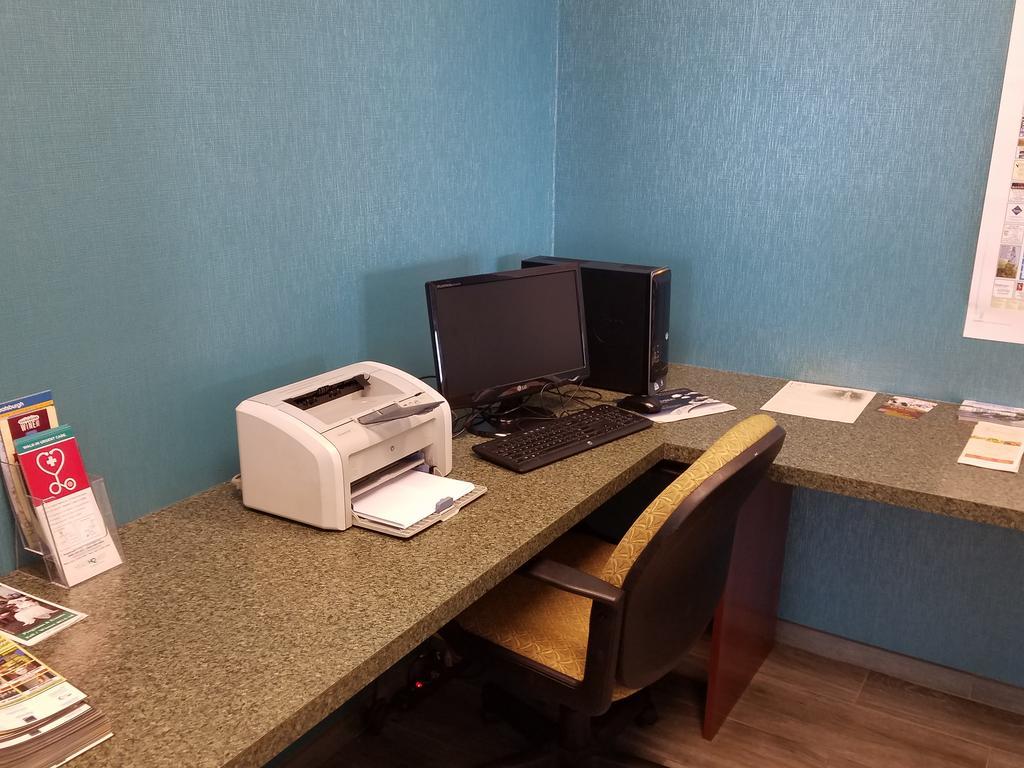 Quality Inn بكبسي المظهر الخارجي الصورة