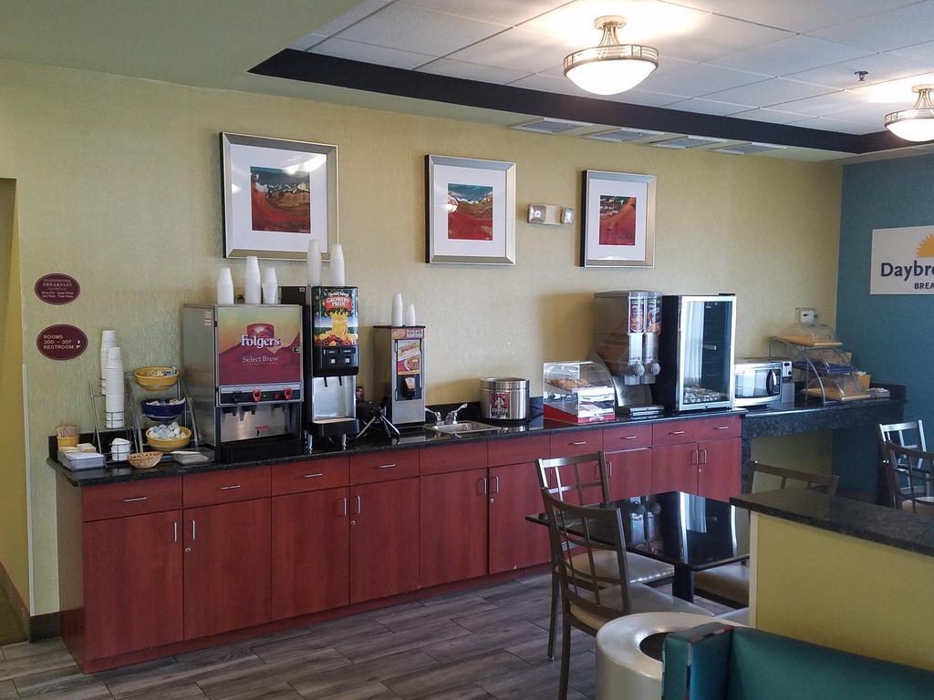Quality Inn بكبسي المظهر الخارجي الصورة